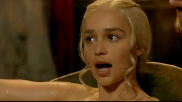 Najboljši Emilia Clarke Game of Thrones S03 E08 močni filmi