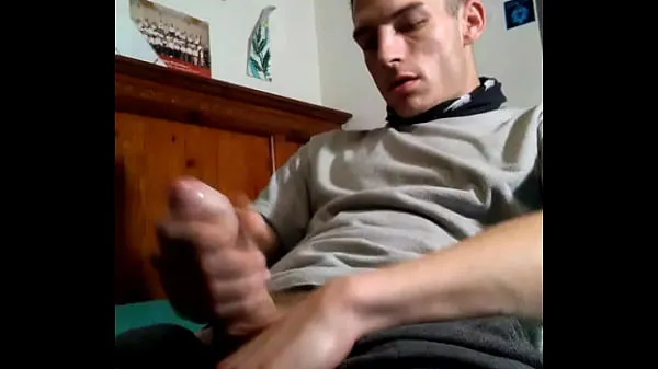 Najlepsze Friend filmed twink jerking cockfilmy o mocy