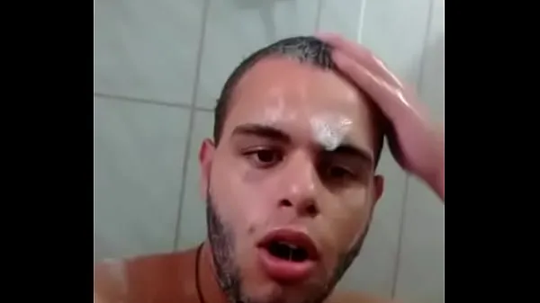 Nejlepší Maicon Küster tomando banho pelado e sensualizando silné filmy