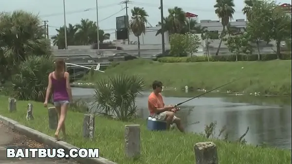 I migliori BAIT BUS - Straight Fisherman Mikey McKenna si fa prendere in girofilm potenti