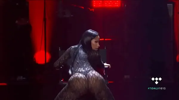 Filem Nicki Minaj shaking her ass kuasa terbaik