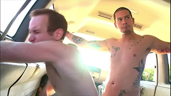 أفضل BAIT BUS - Tattooed Hottie Rocco Giovanni Wants To Get Into The Porn Business, And We Help Him Out أفلام القوة