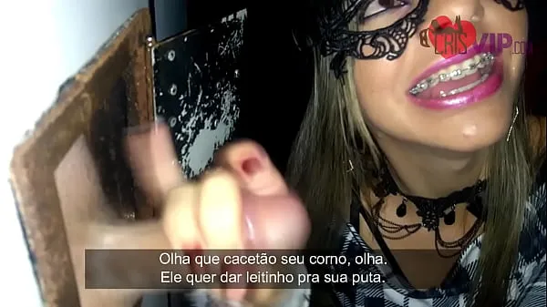 Phim quyền lực Cristina Almeida convida alguns fãs desconhecidos para participar do Gloryhole 4 na cabine do cinema cine kratos no centro de são paulo, ela xinga muito o seu marido corno enquanto ele filma ela tomando leitinho hay nhất