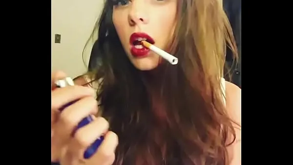 Filem Hot girl with sexy red lips kuasa terbaik