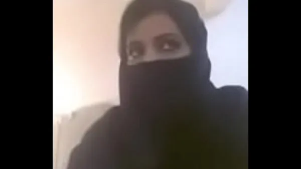 Best Muslim hot milf expose her boobs in videocall power Movies