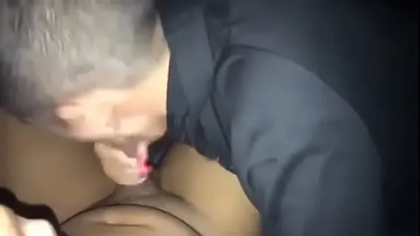 最好的 Blowjob in car 动力电影