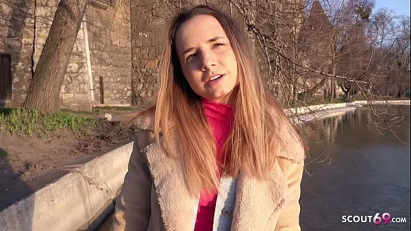 最好的 GERMAN SCOUT - TINY GIRL MONA IN JEANS SEDUCE TO FUCK AT REAL STREET CASTING 动力电影