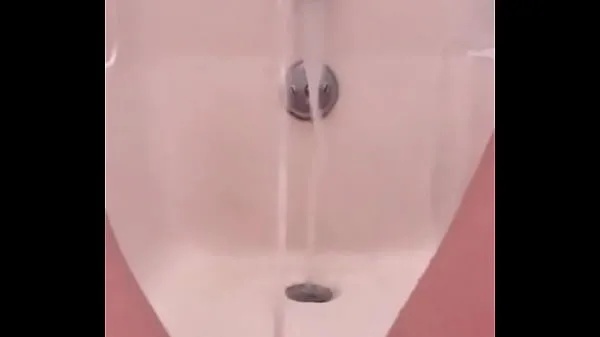 Bedste 18 yo pissing fountain in the bath power-film