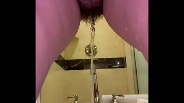 Καλύτερες Hairy pussy peeing on Hubby's small cock ταινίες δύναμης