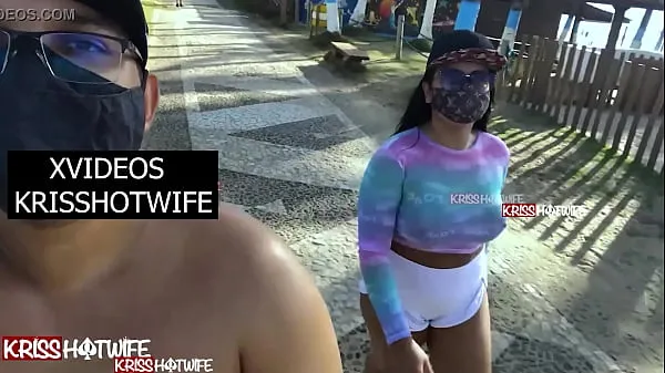 I migliori Kriss Hotwife In Sheer Top No Bra Facendo una passeggiata sulla spiaggia Molto troia e caldafilm potenti