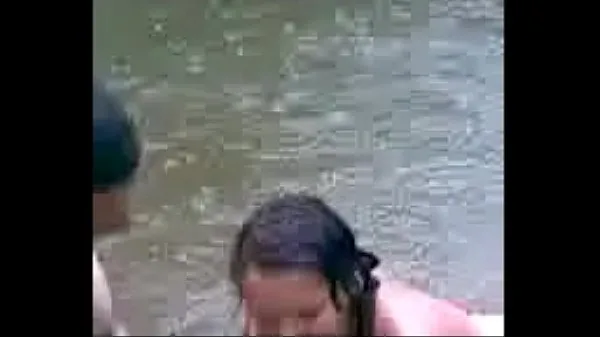 A legjobb Young girl getting into the river teljesítményfilmek