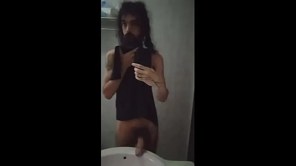 Najlepšie gay very long bearded femenine boy on mirror silné filmy