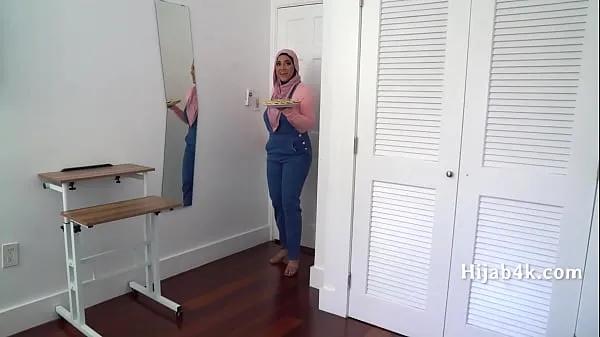 Bästa Corrupting My Chubby Hijab Wearing StepNiece power-filmerna